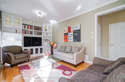 Photo 24 at 189 Silver Linden Drive, Langstaff, Richmond Hill