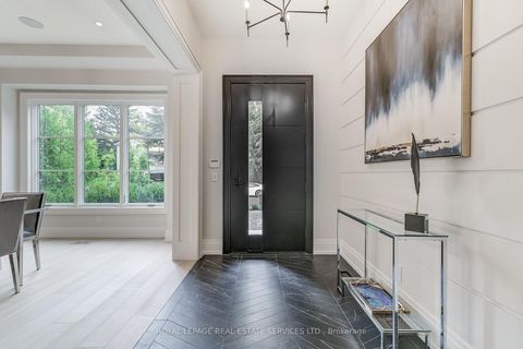 Photo 5 at 8 Shand Avenue, Kingsway South, Toronto