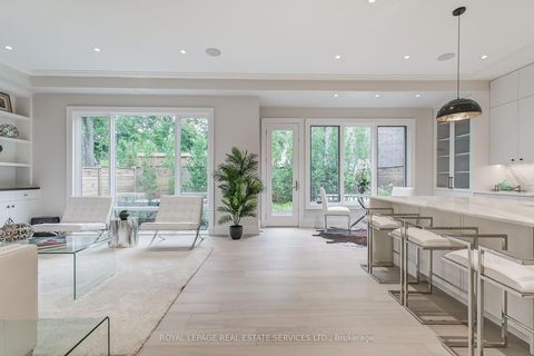 Photo 11 at 8 Shand Avenue, Kingsway South, Toronto