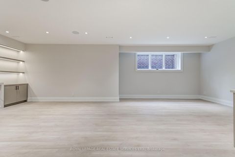 Photo 26 at 8 Shand Avenue, Kingsway South, Toronto