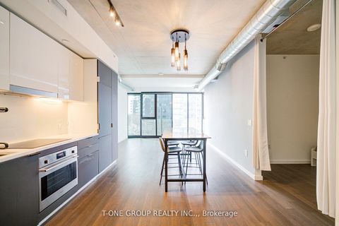 Photo 1 at 314 - 170 Bayview Avenue, Waterfront Communities C8, Toronto