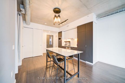 Photo 5 at 314 - 170 Bayview Avenue, Waterfront Communities C8, Toronto