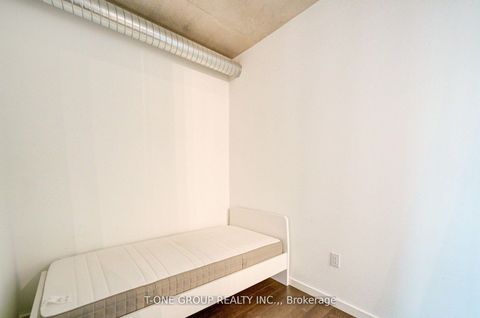 Photo 10 at 314 - 170 Bayview Avenue, Waterfront Communities C8, Toronto