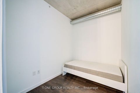 Photo 11 at 314 - 170 Bayview Avenue, Waterfront Communities C8, Toronto