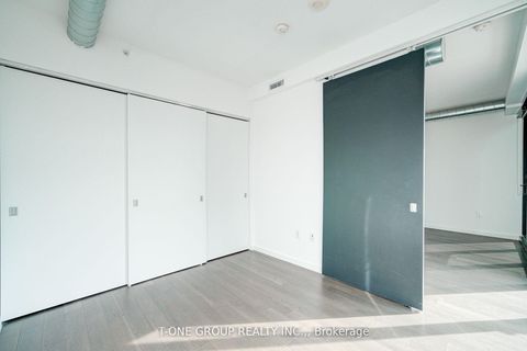 Photo 12 at 314 - 170 Bayview Avenue, Waterfront Communities C8, Toronto