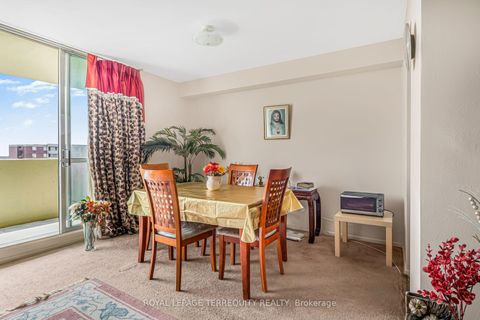 Photo 4 at 2807 - 5 Massey Square, Crescent Town, Toronto