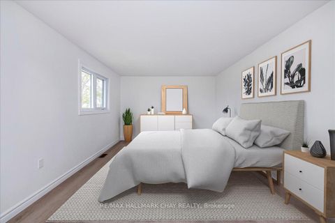 Photo 7 at 1063 WOOD Street, Rural Innisfil, Innisfil