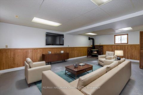 Photo 14 at 1063 WOOD Street, Rural Innisfil, Innisfil