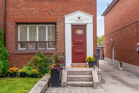 Photo 2 at 339 Hopewell Avenue, Belgravia, Toronto