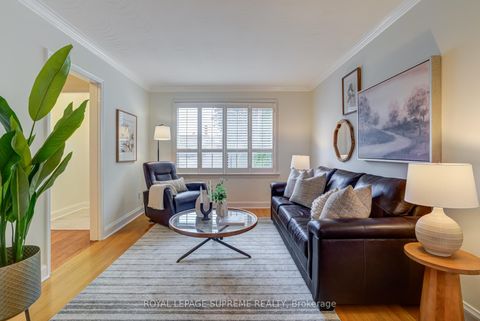 Photo 4 at 339 Hopewell Avenue, Belgravia, Toronto