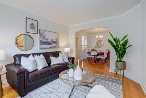 Photo 6 at 339 Hopewell Avenue, Belgravia, Toronto