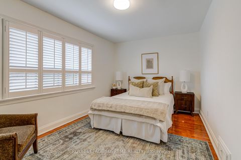Photo 15 at 339 Hopewell Avenue, Belgravia, Toronto