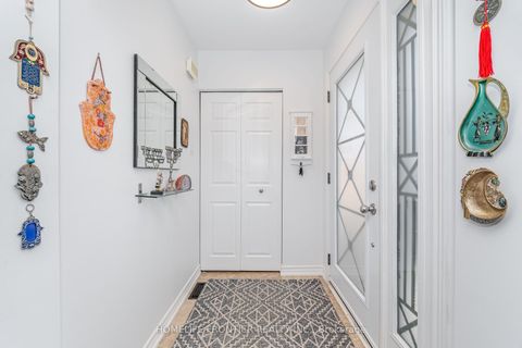 Photo 7 at 1 Denava Gate, North Richvale, Richmond Hill