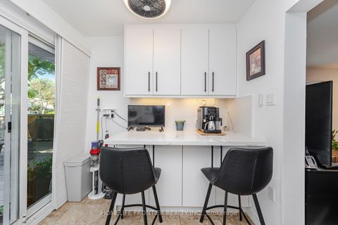 Photo 14 at 1 Denava Gate, North Richvale, Richmond Hill