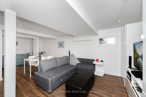 Photo 32 at 1 Denava Gate, North Richvale, Richmond Hill