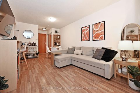 Photo 10 at 2008 - 44 St Joseph Street, Bay Street Corridor, Toronto