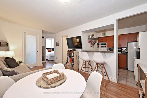 Photo 14 at 2008 - 44 St Joseph Street, Bay Street Corridor, Toronto