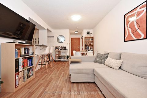 Photo 19 at 2008 - 44 St Joseph Street, Bay Street Corridor, Toronto