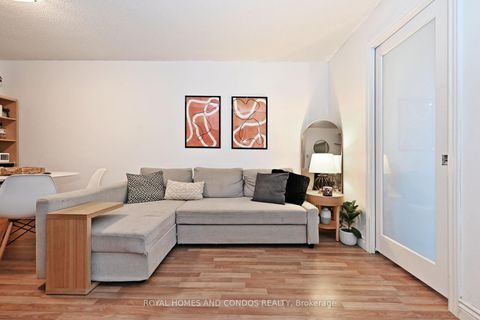 Photo 21 at 2008 - 44 St Joseph Street, Bay Street Corridor, Toronto