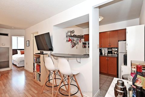 Photo 25 at 2008 - 44 St Joseph Street, Bay Street Corridor, Toronto