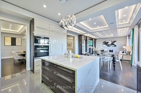 Photo 13 at 346 Farrell Road, Patterson, Vaughan