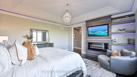 Photo 25 at 346 Farrell Road, Patterson, Vaughan