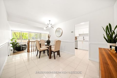Photo 6 at 206 - 9 Four Winds Drive, York University Heights, Toronto