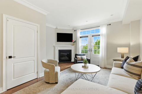 Photo 7 at 3 - 117 Nelson Street, BR Bronte, Oakville