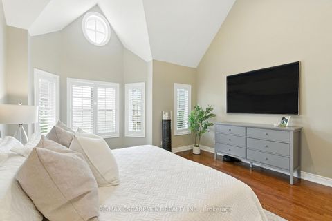 Photo 21 at 3 - 117 Nelson Street, BR Bronte, Oakville