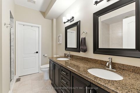 Photo 23 at 3 - 117 Nelson Street, BR Bronte, Oakville
