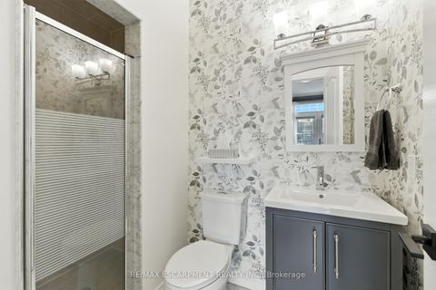 Photo 28 at 3 - 117 Nelson Street, BR Bronte, Oakville