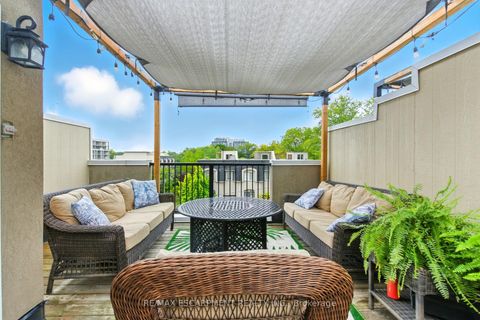 Photo 35 at 3 - 117 Nelson Street, BR Bronte, Oakville