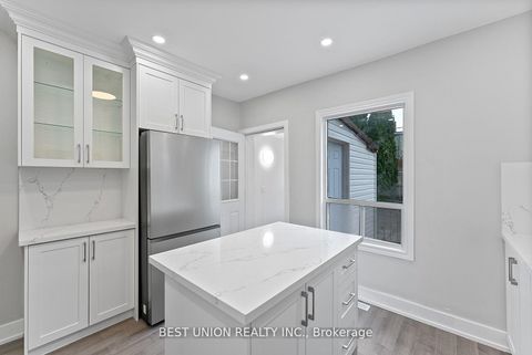 Photo 13 at 898 Greenwood Avenue, Danforth, Toronto