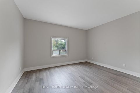 Photo 18 at 898 Greenwood Avenue, Danforth, Toronto