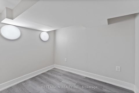 Photo 26 at 898 Greenwood Avenue, Danforth, Toronto