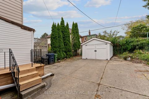 Photo 30 at 898 Greenwood Avenue, Danforth, Toronto