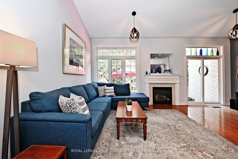 Photo 8 at 18 - 3 Senator Court, Aurora Heights, Aurora Photo 8 at 18 - 3 Senator Court, Aurora Heights, Aurora