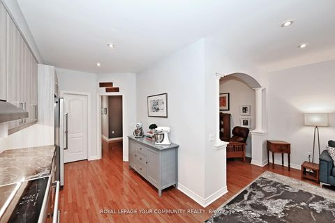 Photo 19 at 18 - 3 Senator Court, Aurora Heights, Aurora