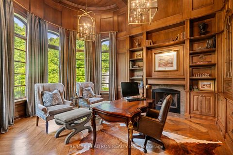 Photo 7 at 301 Millwood Parkway, Vellore Village, Vaughan