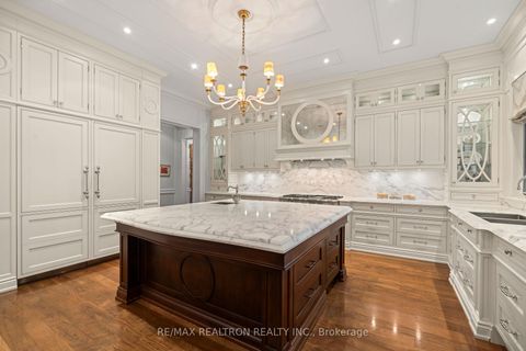 Photo 22 at 301 Millwood Parkway, Vellore Village, Vaughan