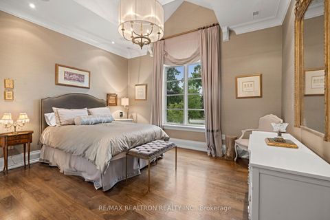 Photo 31 at 301 Millwood Parkway, Vellore Village, Vaughan