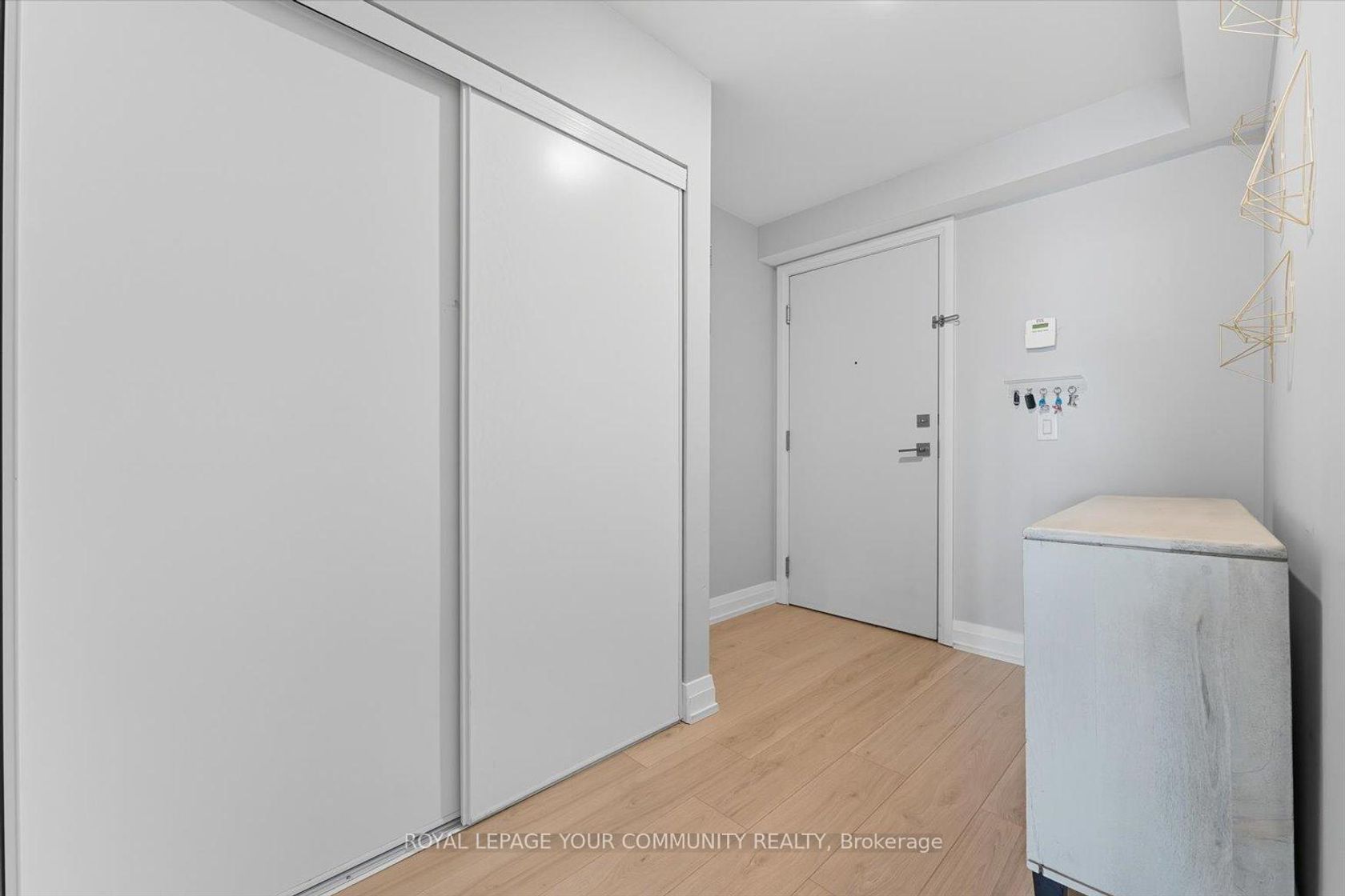 Photo 10 at 1107E - 555 Wilson Avenue, Clanton Park, Toronto Photo 10 at 1107E - 555 Wilson Avenue, Clanton Park, Toronto