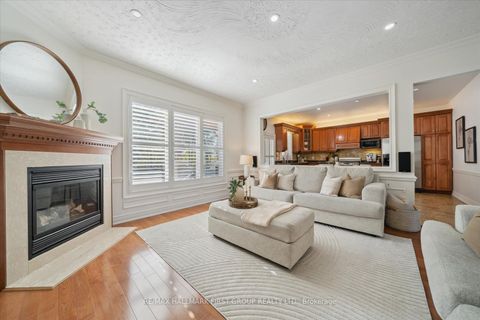 Photo 12 at 60 Brenda Crescent, Kennedy Park, Toronto
