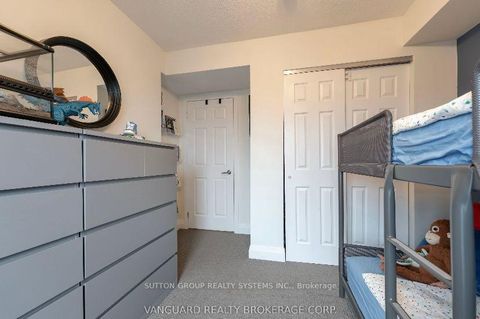 Photo 18 at 11 - 6 Bicknell Avenue W, Eglinton West, Toronto