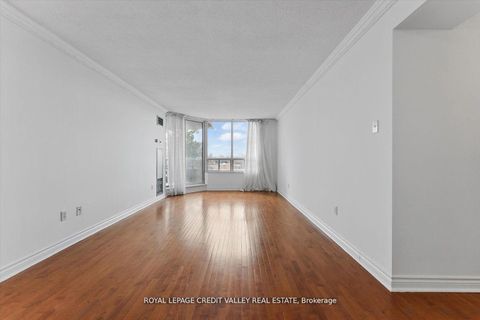 Photo 6 at 507 - 1200 Don Mills Road, Don Mills, Toronto