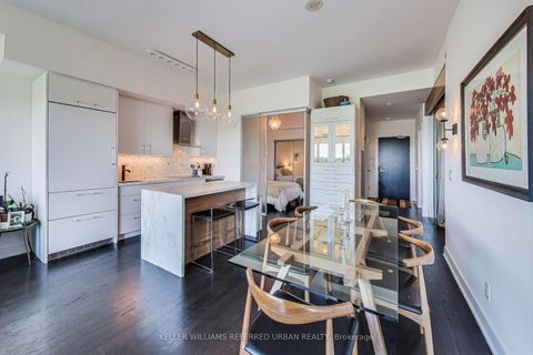 Photo 9 at 1015 - 3018 Yonge Street, Lawrence Park South, Toronto Photo 9 at 1015 - 3018 Yonge Street, Lawrence Park South, Toronto