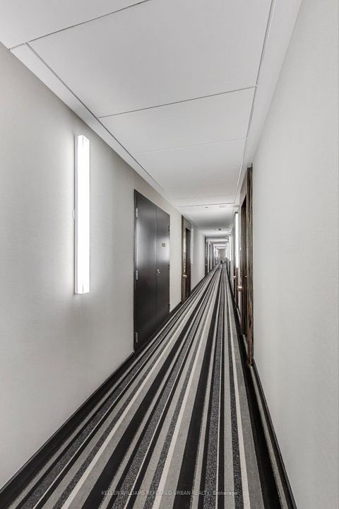 Photo 40 at 1015 - 3018 Yonge Street, Lawrence Park South, Toronto Photo 40 at 1015 - 3018 Yonge Street, Lawrence Park South, Toronto