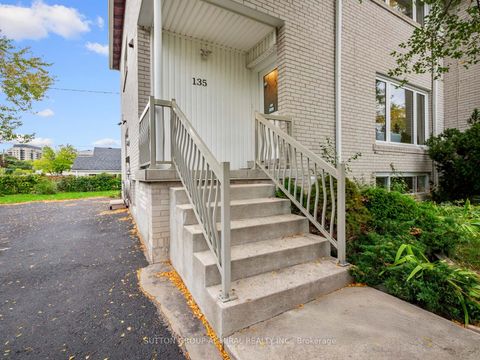Photo 1 at 135 Elise Terrace, Newtonbrook West, Toronto