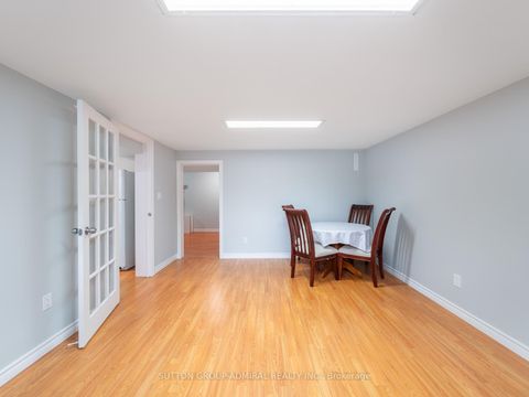 Photo 23 at 135 Elise Terrace, Newtonbrook West, Toronto