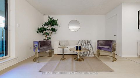 Photo 5 at 177 - 20 Moonstone Byway, Hillcrest Village, Toronto